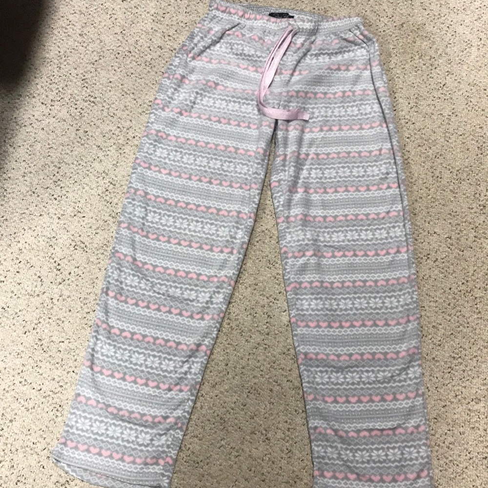 2/$10 Barely Worn Super Soft PJs!